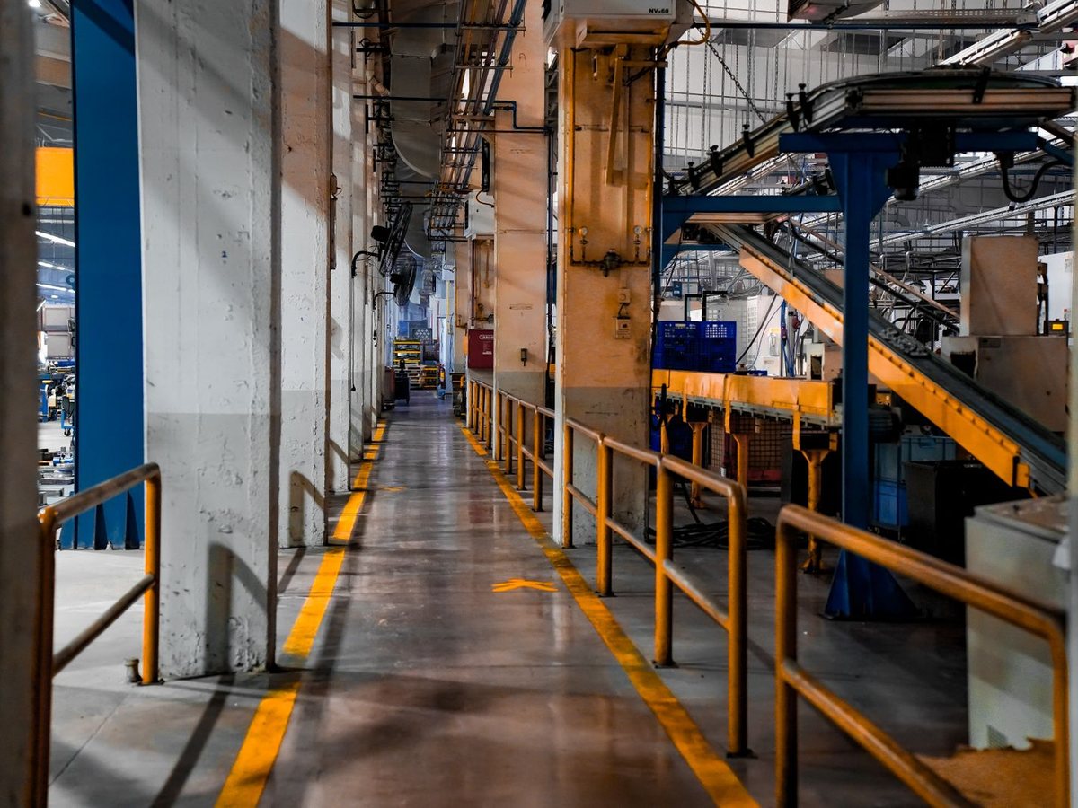 Manufacturing & Supply Chain